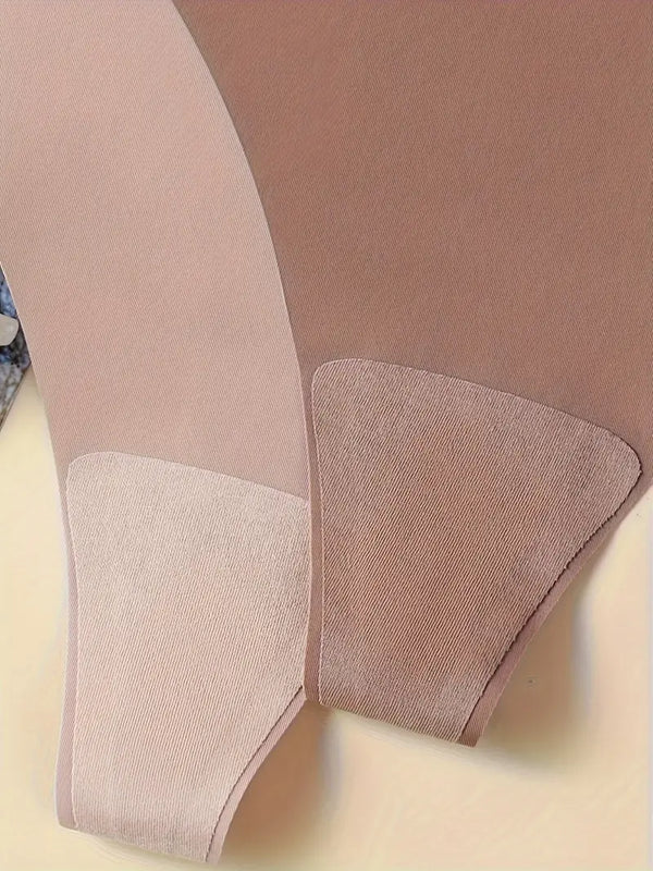 Seamless Ice Silk Thong – Mid-Rise, Sexy & Minimalist