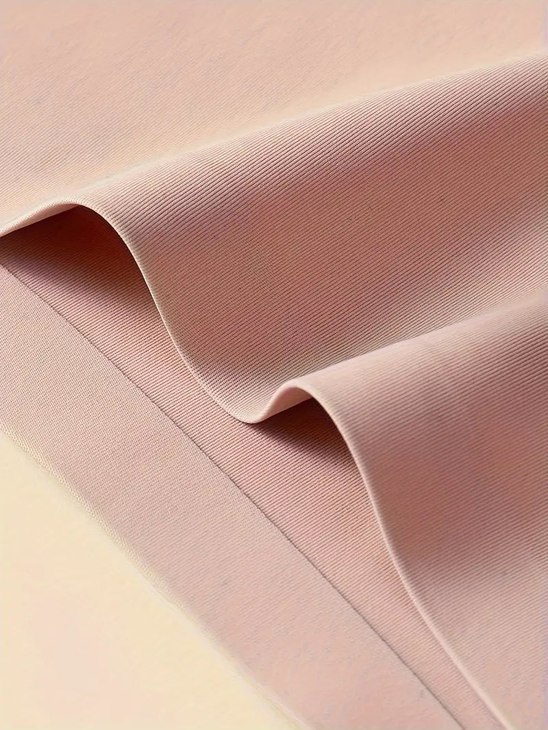 Seamless Ice Silk Thong – Mid-Rise, Sexy & Minimalist